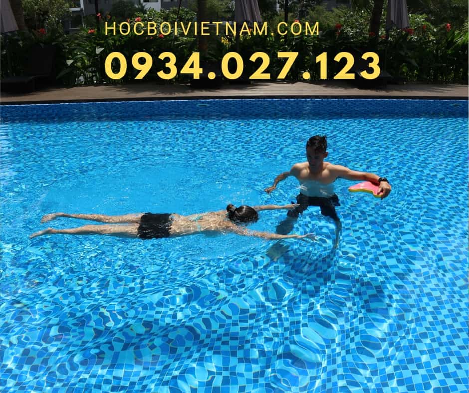 Khóa học bơi Việt Nam